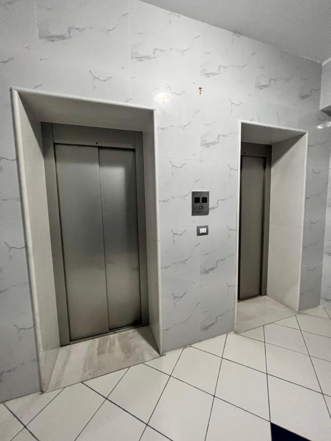 Comfy Apartament Appartement Vlorë Buitenkant foto